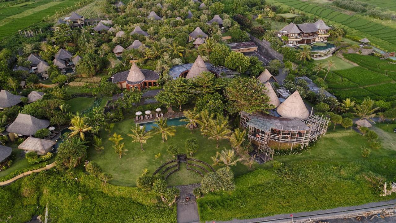 Hotel Wakagangga Selemadeg Esterno foto